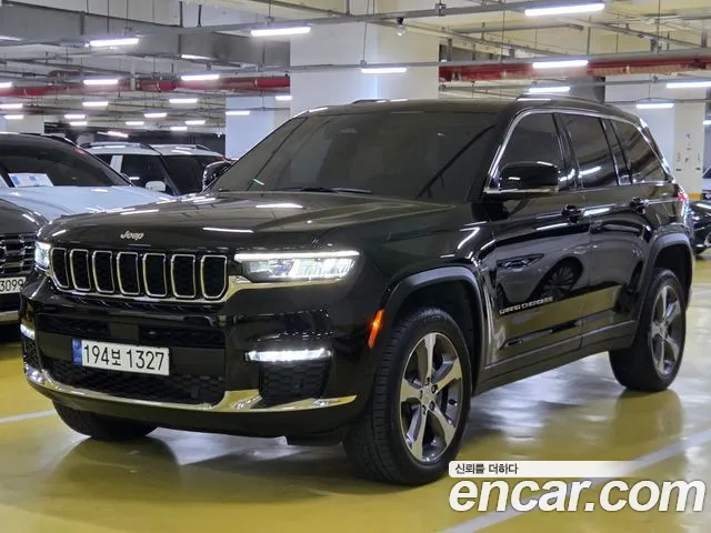 Jeep Cherokee — Фото автомобиля 5