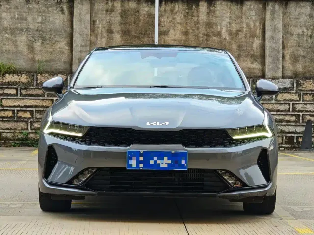 Kia K5 — Фото автомобиля 2