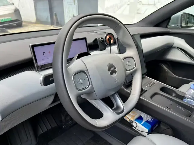 Nio ET5 Touring — Фото автомобиля 7