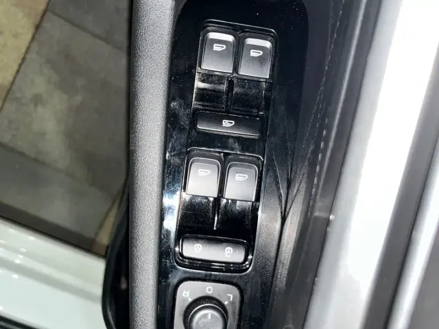 Geely Emgrand — Фото автомобиля 10