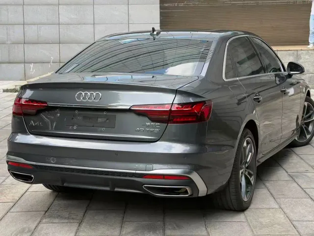 Audi A4L — Фото автомобиля 7