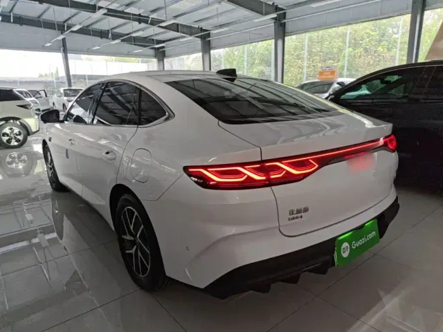 BYD Qin L — Фото автомобиля 4