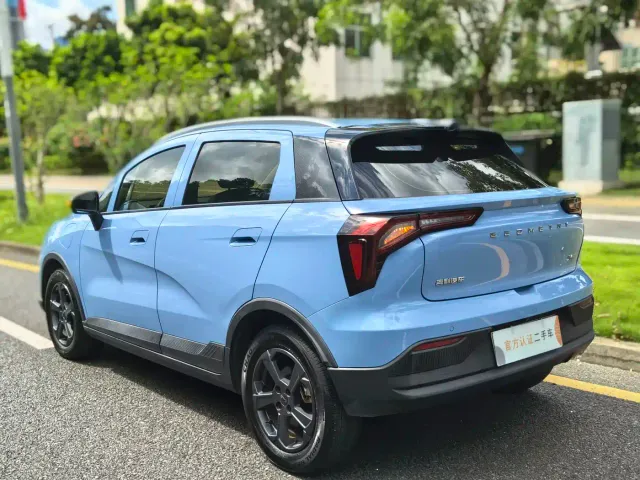 Geely Geometry E Firefly — Фото автомобиля 9