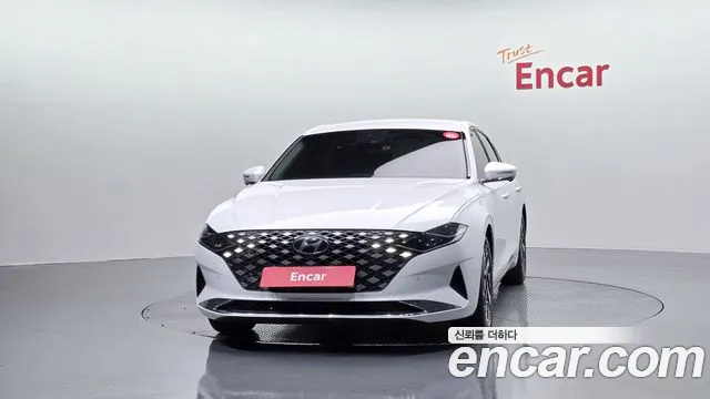 Hyundai Grandeur — Фото автомобиля 3