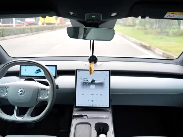 Nio ET5 Touring — Фото автомобиля 14