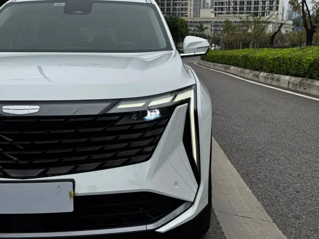 Geely Boyue L — Фото автомобиля 3