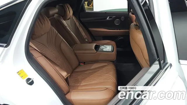 Genesis G80 Бензин 2.5 турбо 2WD — Фото автомобиля 22