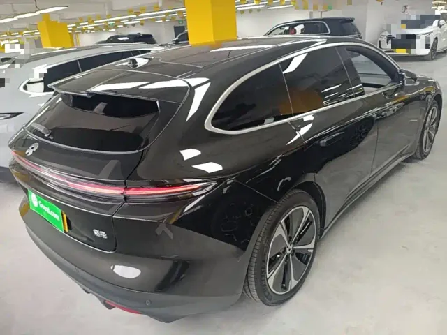 Nio ET5 Touring — Фото автомобиля 6