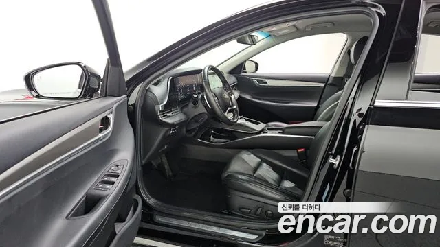 Hyundai Grandeur New — Фото автомобиля 15