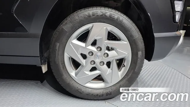 Hyundai Kona Kona (SX2) Бензин 1.6 Turbo 4WD — Фото автомобиля 19