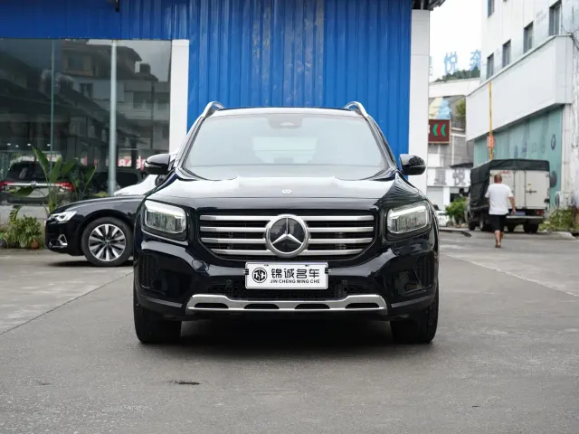 Mercedes-Benz GLB-Class — Фото автомобиля 2