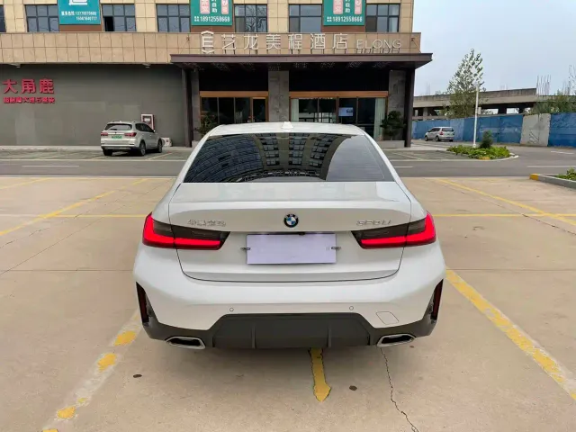 BMW 3 Series — Фото автомобиля 7