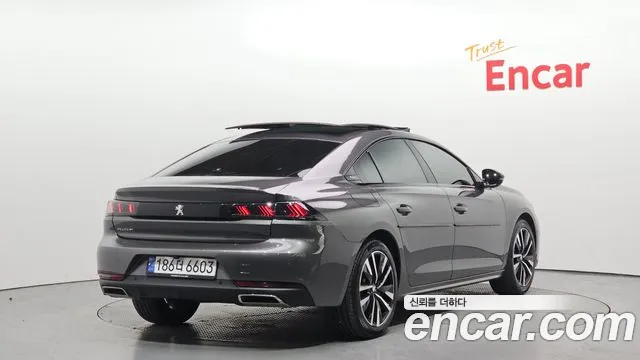 Peugeot 508 — Фото автомобиля 2