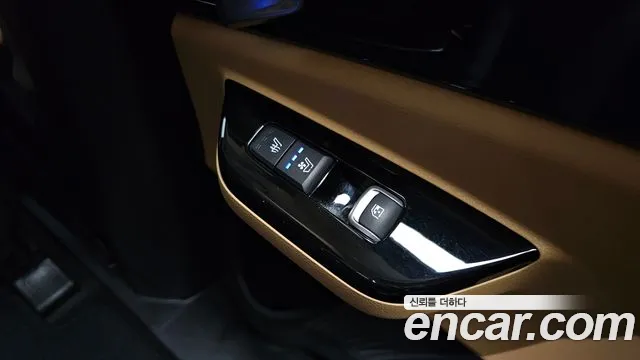Kia Carnival 4th Gen — Фото автомобиля 30