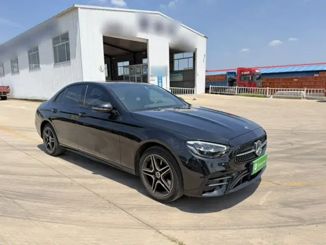 Mercedes-Benz E-Class — Фото автомобиля 6