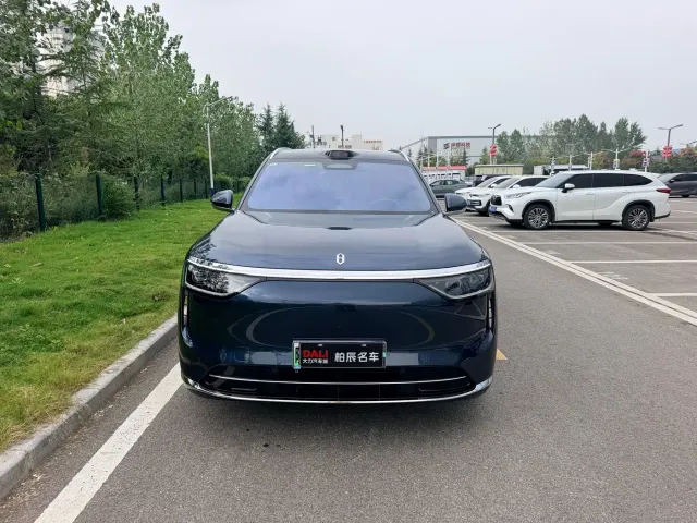Aito M8 — Фото автомобиля 2