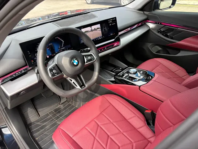 BMW 5 Series — Фото автомобиля 4