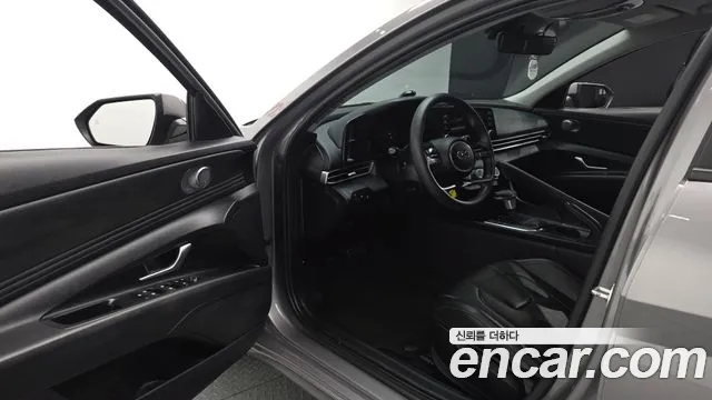 Hyundai Avante CN7 — Фото автомобиля 10