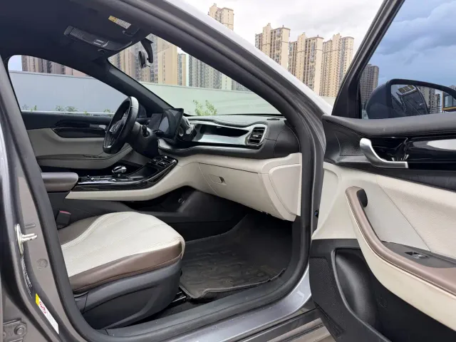 BYD Qin PLUS — Фото автомобиля 4