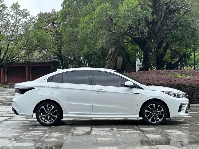 Chery Arrizo 5 PLUS — Фото автомобиля 7