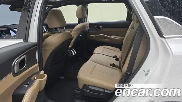 Kia Sorento — Фото автомобиля 12