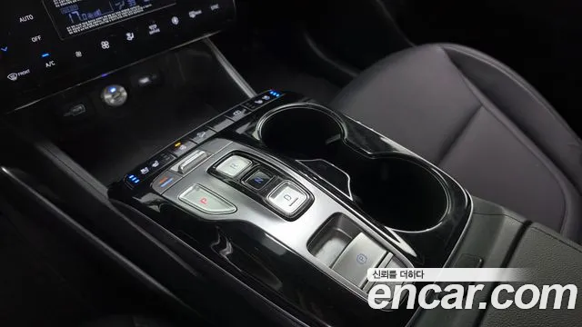 Hyundai Tucson Tucson (NX4) Дизель 2.0 4WD — Фото автомобиля 8