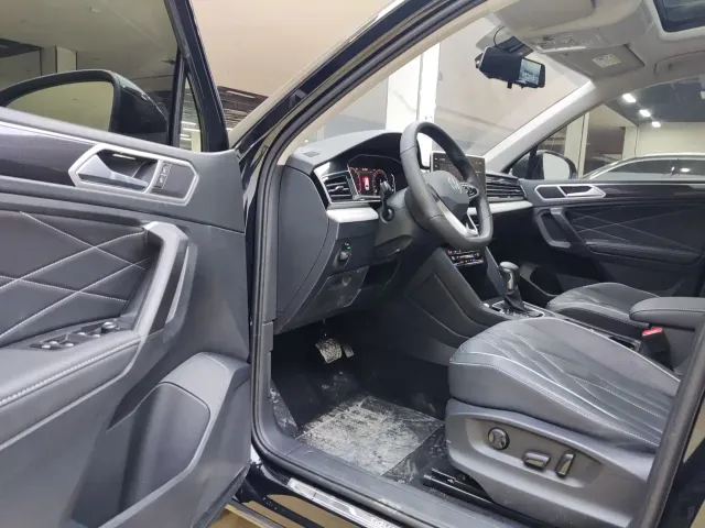Volkswagen Tiguan L — Фото автомобиля 8