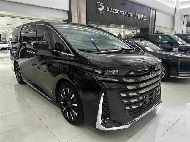 Toyota Vellfire — Фото автомобиля 3