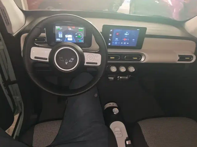 Wuling Hongguang Mini EV — Фото автомобиля 9