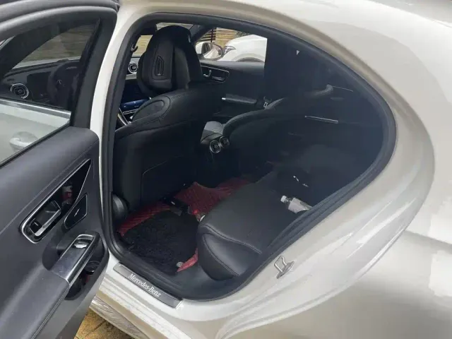 Mercedes-Benz C-Class — Фото автомобиля 6