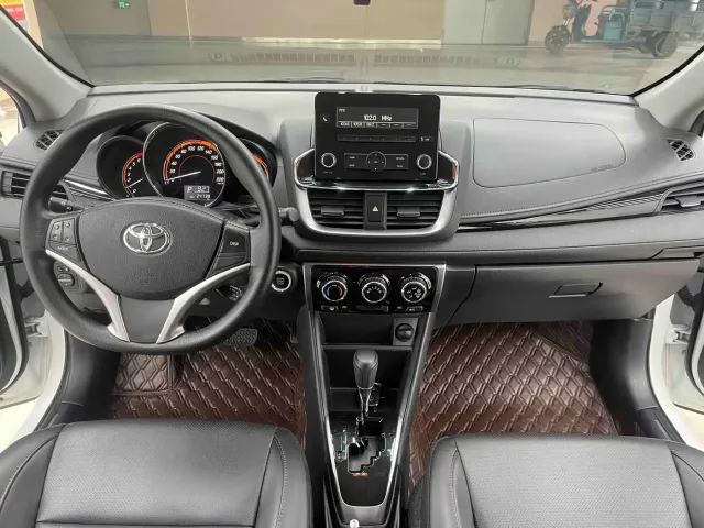 Toyota YARiS L Zhi Xuan — Фото автомобиля 13