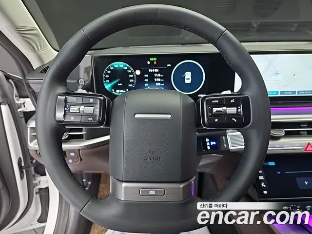Hyundai Grandeur Grandeur (GN7) 2.5 Бензин 2WD — Фото автомобиля 11