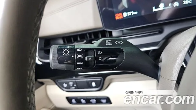 Kia Canival — Фото автомобиля 15