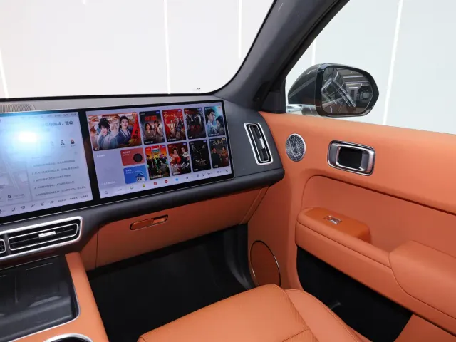 Li Auto L7 — Фото автомобиля 26