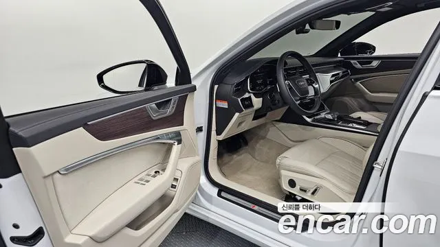 Audi A6 45 TFSI Premium — Фото автомобиля 10