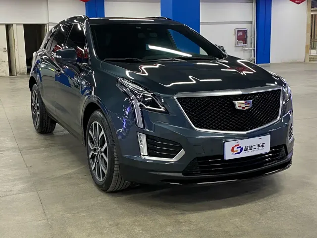 Cadillac XT5 — Фото автомобиля 3