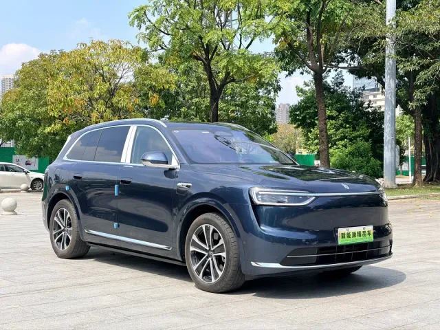 Aito M7 — Фото автомобиля 3
