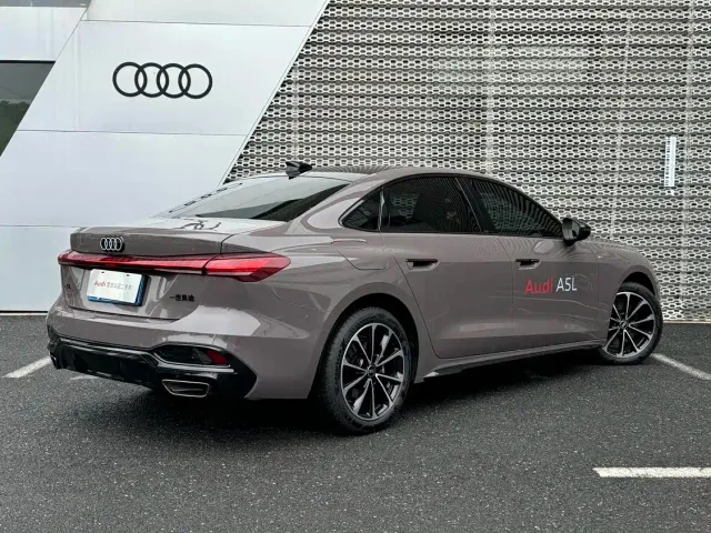 Audi A5L — Фото автомобиля 4