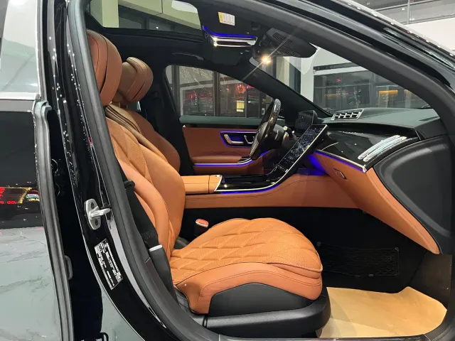 Mercedes-Benz Maybach S-Class — Фото автомобиля 11