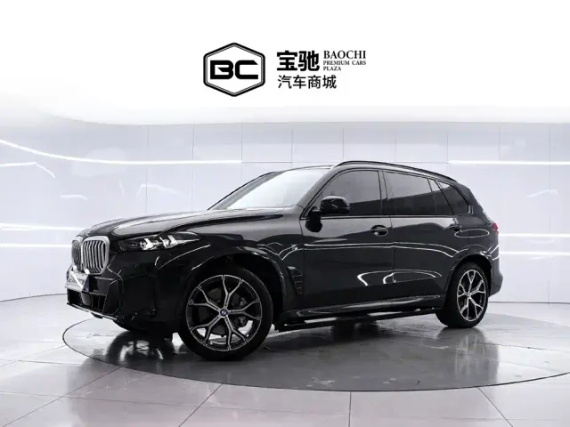 Фотография автомобиля — BMW X5