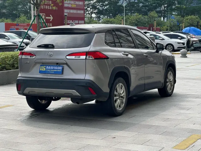 Toyota Corolla Cross — Фото автомобиля 6