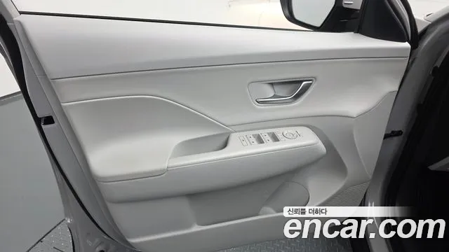 Hyundai Kona Kona (SX2) Бензин 1.6 турбо 2WD — Фото автомобиля 24
