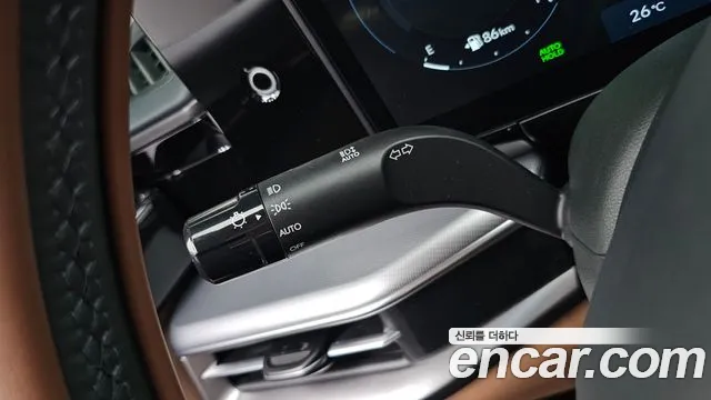 Hyundai Grandeur Grandeur (GN7) 2.5 Бензин 2WD — Фото автомобиля 25