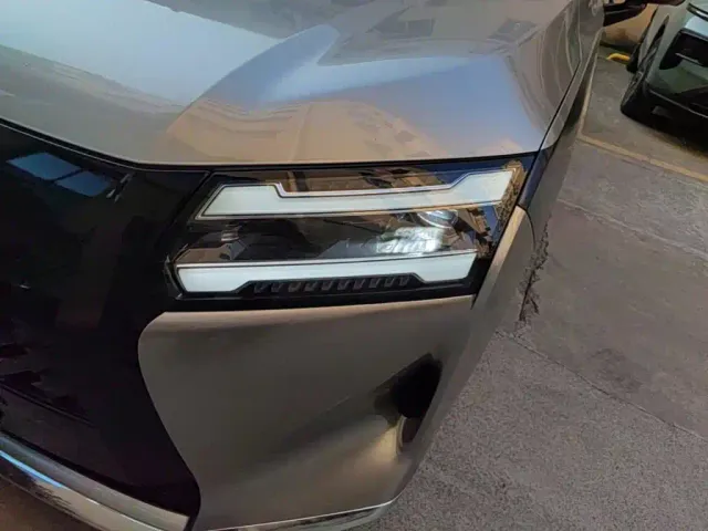 Wuling Starlight 730 — Фото автомобиля 23