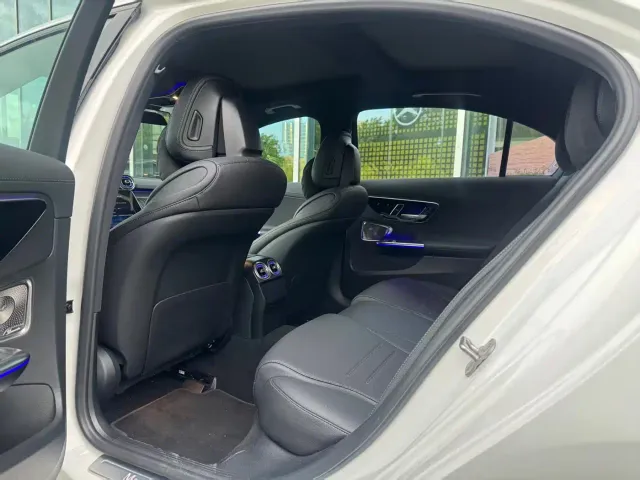 Mercedes-Benz C-Class — Фото автомобиля 5
