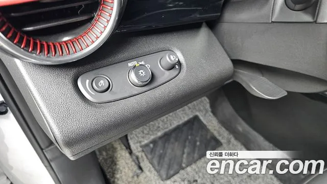 ChevroletGMDaewoo Trax Trax Кроссовер — Фото автомобиля 19