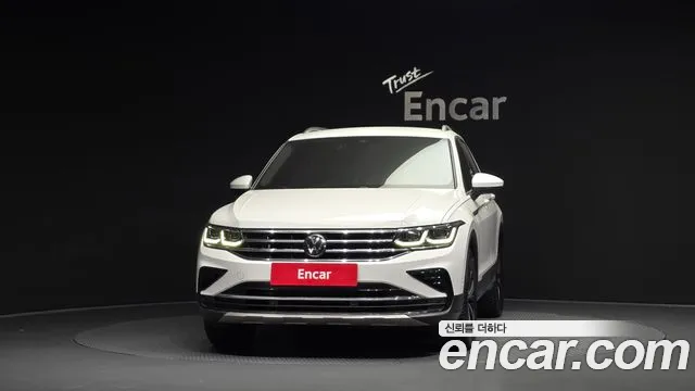 Volkswagen Tiguan — Фото автомобиля 3