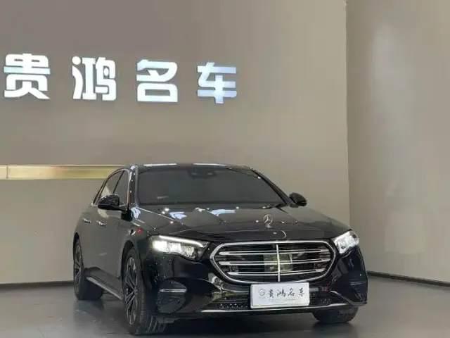 Mercedes-Benz E-Class — Фото автомобиля 2