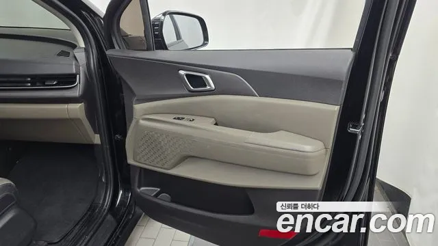 Kia Carnival 4th Gen — Фото автомобиля 14