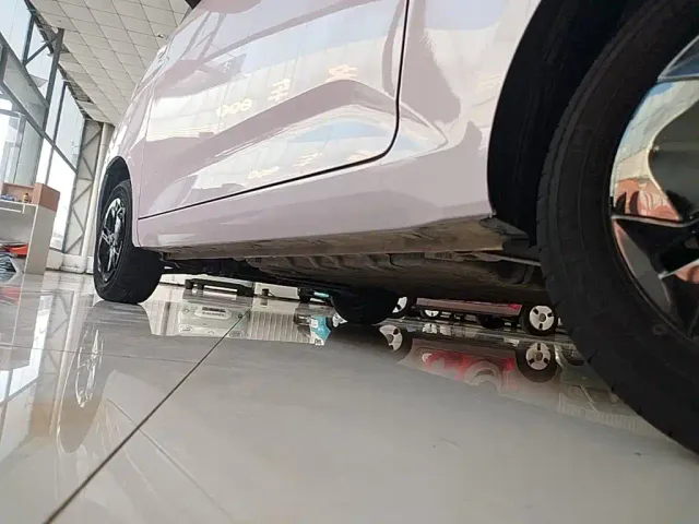 Wuling Hongguang Mini EV — Фото автомобиля 21